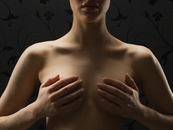 Женщин регулярно проходят диагностику ВМетоды борьбы с раком груди…