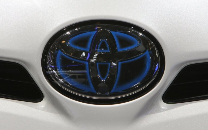 У Toyota украли снимки самого маленького "Приуса"