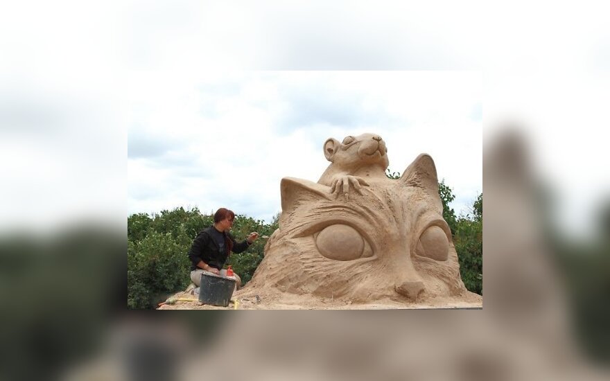 В Риге создают песочные скульптуры