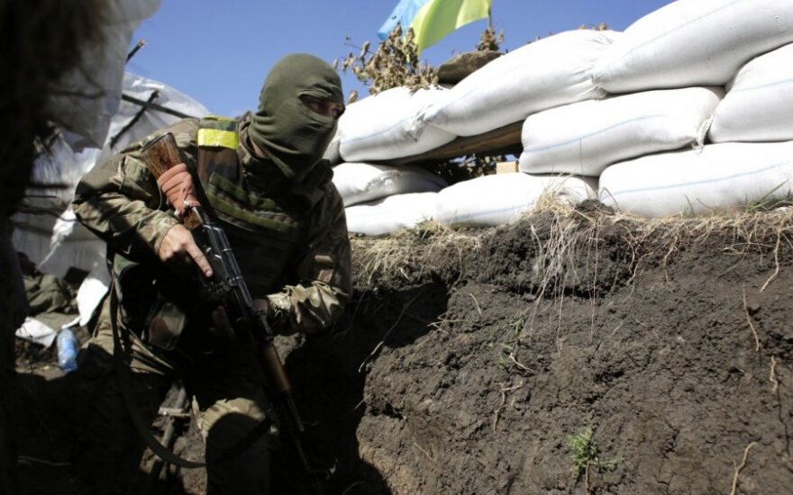 Украинские военные: в нас стреляют, а мы наблюдаем