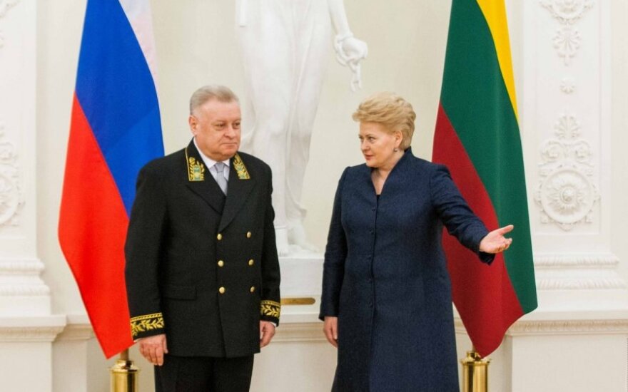 На встрече нового посла РФ и президента Литвы - нарекания по поводу торговых ограничений