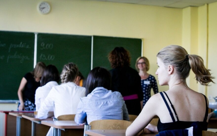Школьный экзамен по литовскому языку сдали 96% учащихся