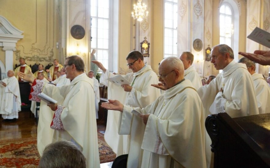 Įšventintas naujasis Panevėžio vyskupas