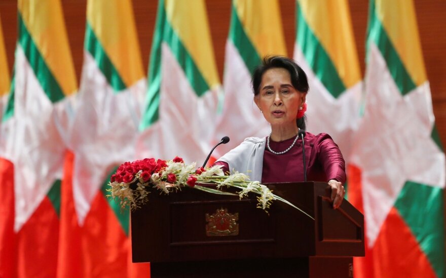Канада лишила почетного гражданства нобелевскую лауреатку Аун Сан Су Чжи