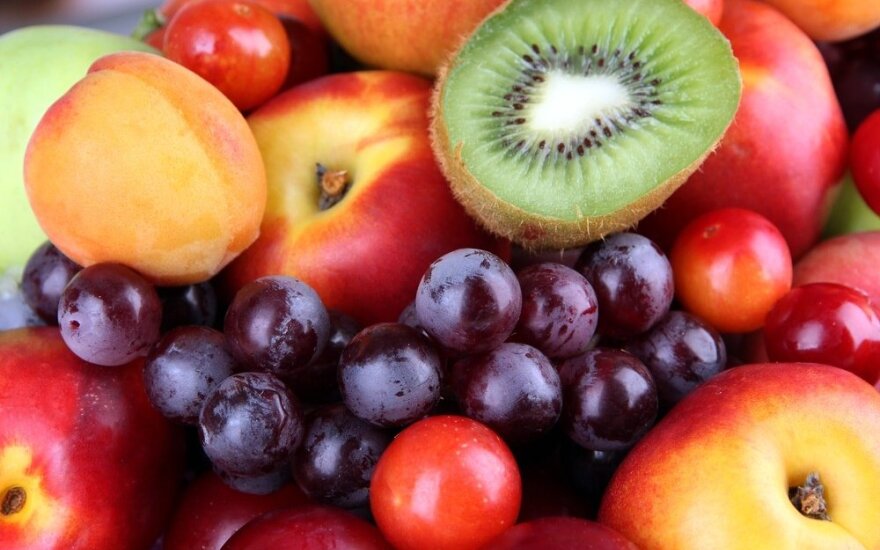Альтернатива пластику: свежесть фруктов и овощей сохранит шелк