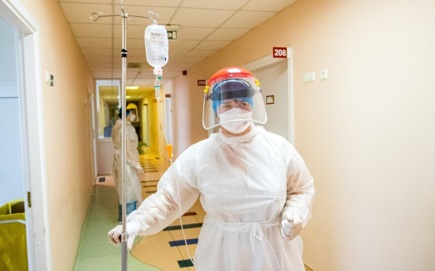 Прогноз относительно коронавируса в Литве: 2-4 недели могут стать критическими