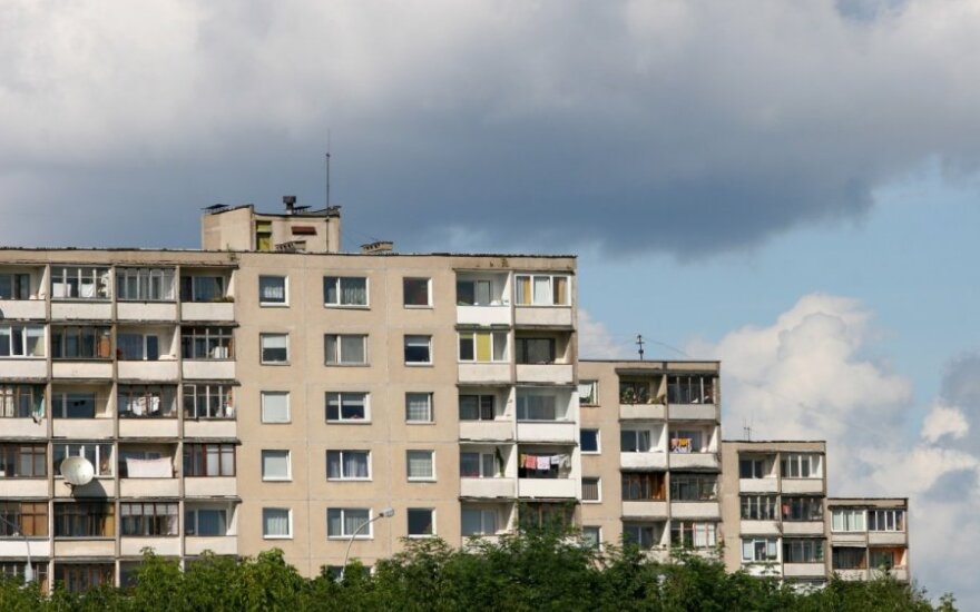 Вильнюсские многоэтажки: модернизировать или сносить?