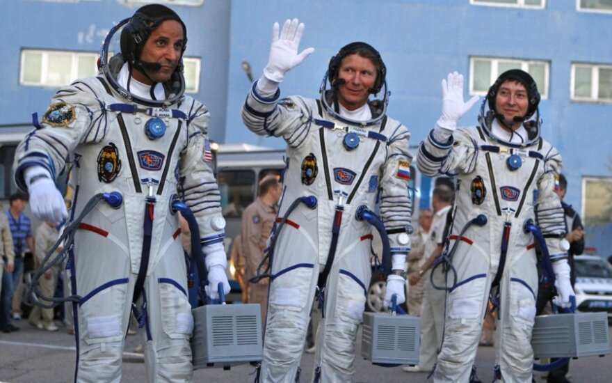 Космонавты отправились на МКС, загрузив фильмы на iPad