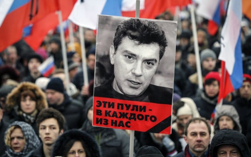 Власти Петербурга впервые запретили проводить марш памяти Немцова в центре города