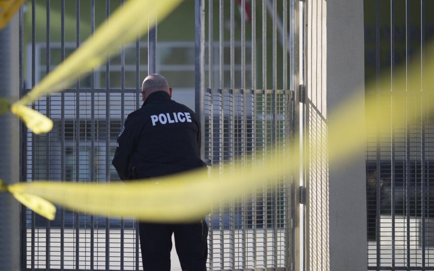 Глава полиции Атланты покинет пост. Ее подчиненный застрелил афроамериканца