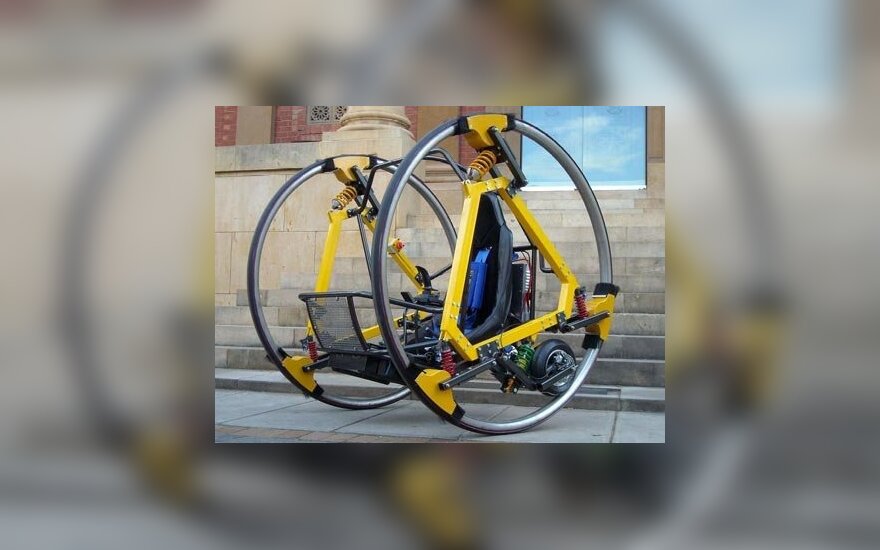 В Австралии студенты создали футуристичный электродицикл