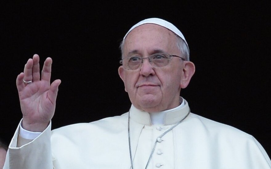 Папа Римский обратился с традиционным рождественским посланием к пастве