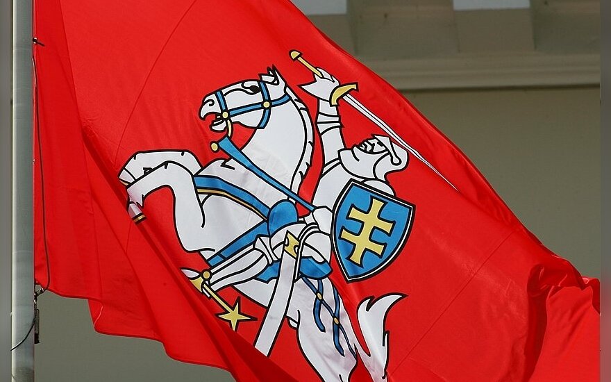 MSZ zgadza się na historyczną flagę Litwy przy litewskich ambasadach