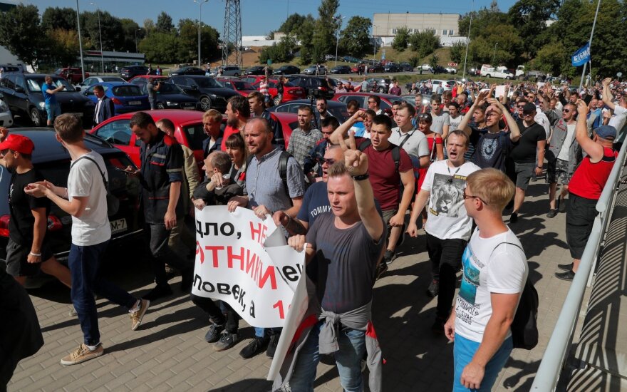 Беларусь: еще два предприятия присоединились к забастовке