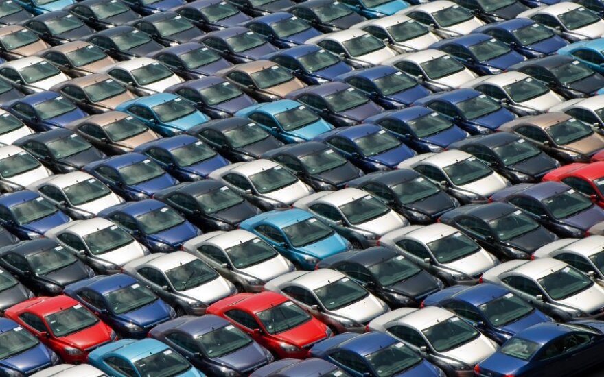 Продажи новых авто в Латвии не оправдали ожиданий