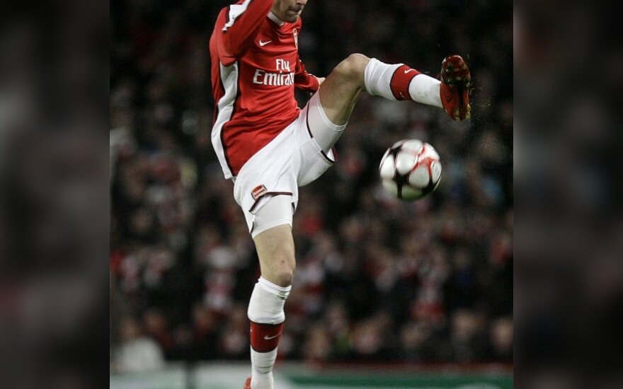 Cescas Fabregasas ("Arsenal")