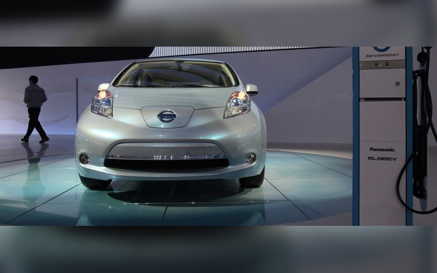 Электрокары Nissan будут заряжаться без проводов