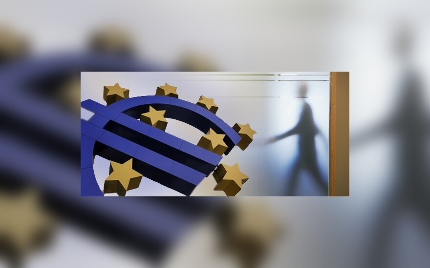 Долговой кризис в Греции понизил курс евро