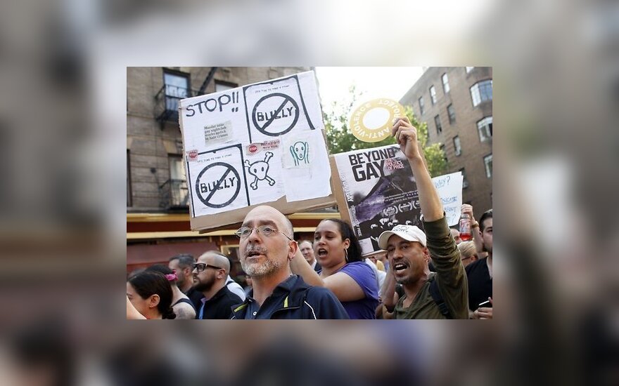 Убийство гея привело к многотысячному протесту в Нью-Йорке