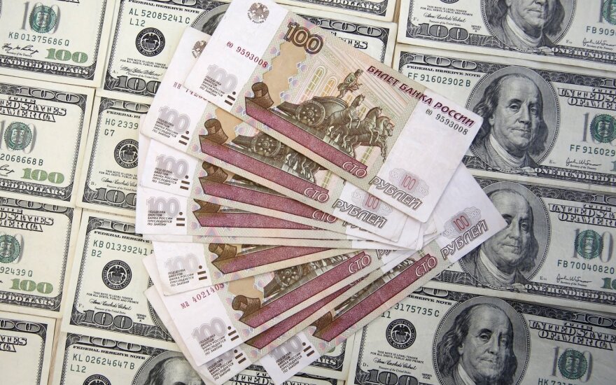 Основной причиной семейных ссор в России стала нехватка денег