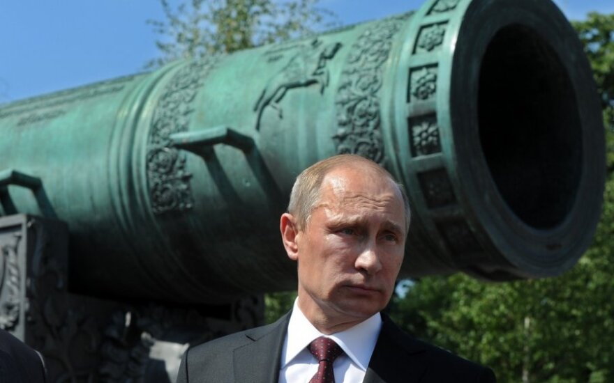 Time: новая холодная война Путину не по карману