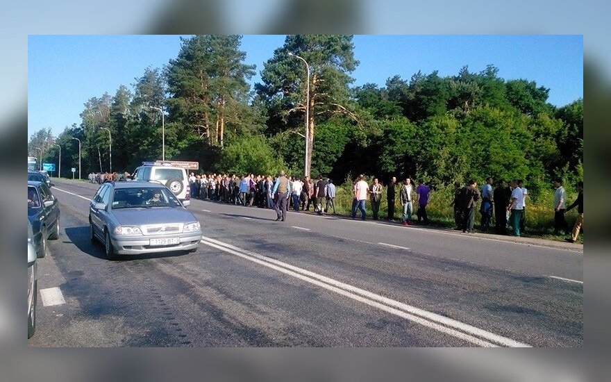 Китайские рабочие бастуют в Беларуси из-за задержки зарплат