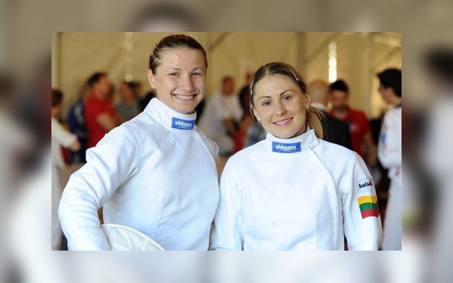 Gintarė Venčkauskaitė ir Laura Asadauskaitė 
