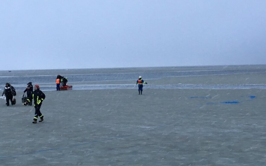 Министр: рыбаков со льда можно согнать только огромными штрафами