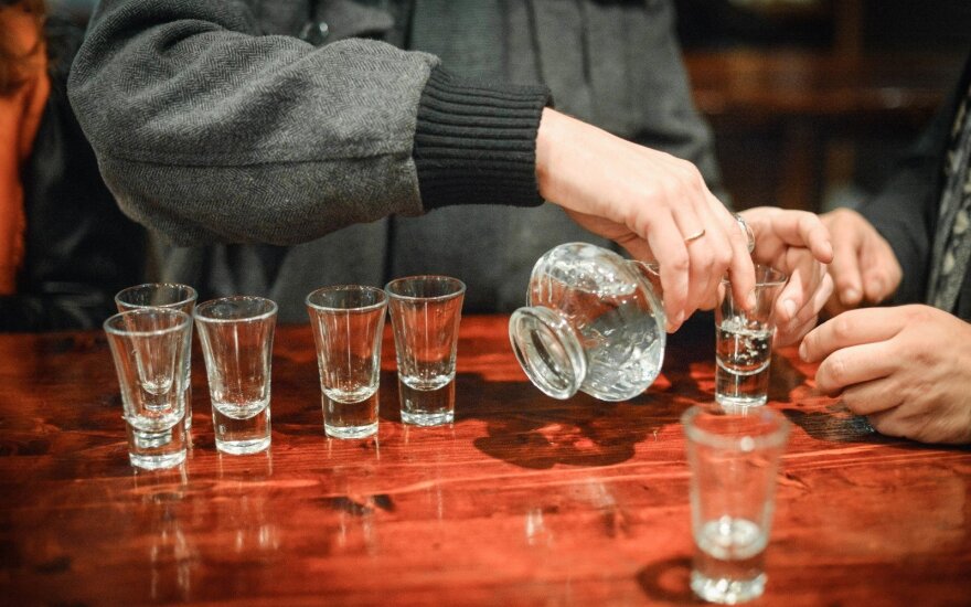 Государство хочет, чтобы белорусы пили больше и жили дольше