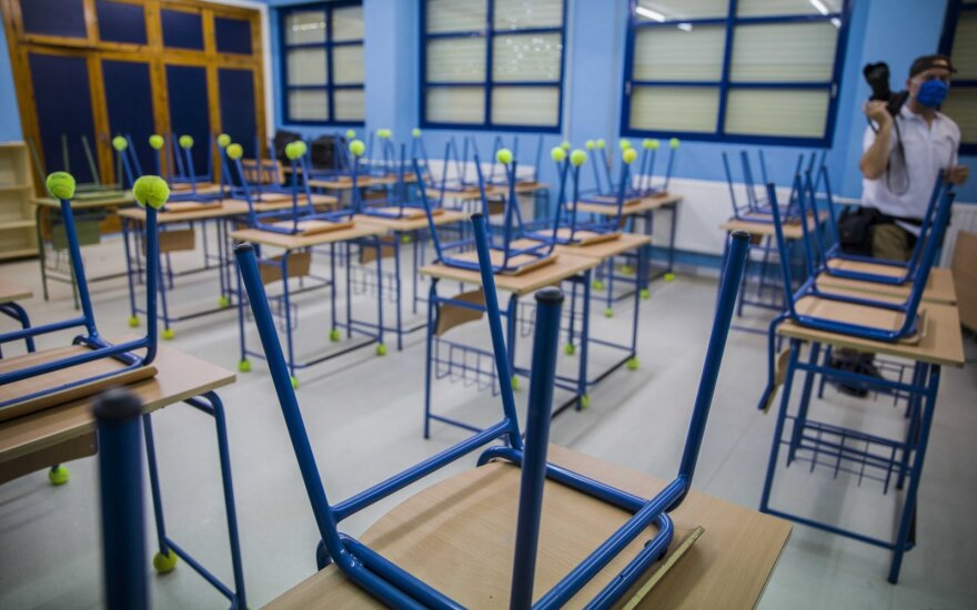 ОЭСР рекомендует Литве объединить небольшие школы