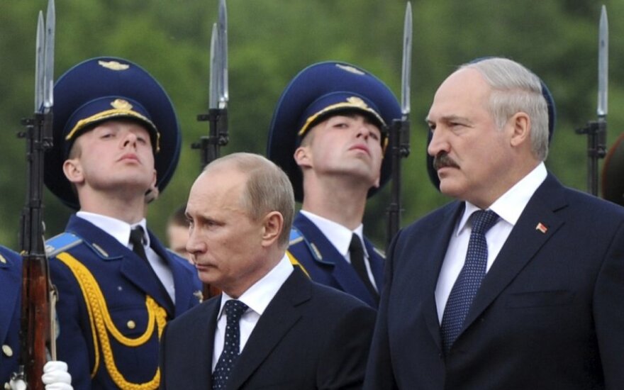 Россия выдаст Беларуси кредит на 2 миллиарда долларов