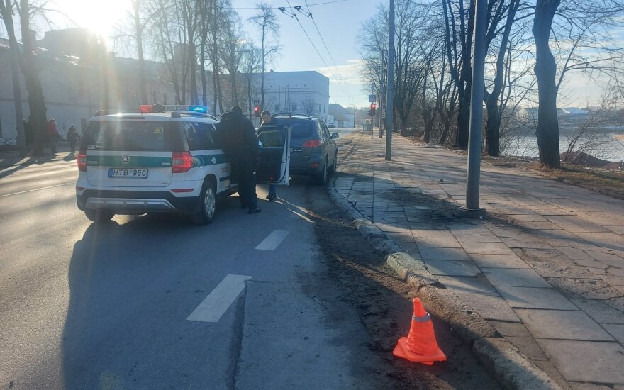 В Вильнюсе в ДТП около Нагорного парка серьезно пострадала пешеход