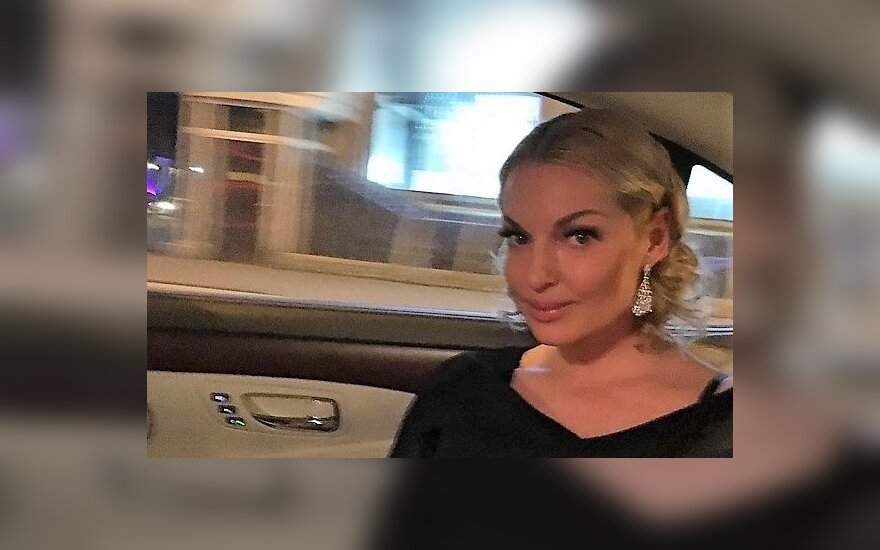 41-летняя Волочкова ищет новую любовь на шоу "Давай поженимся!"