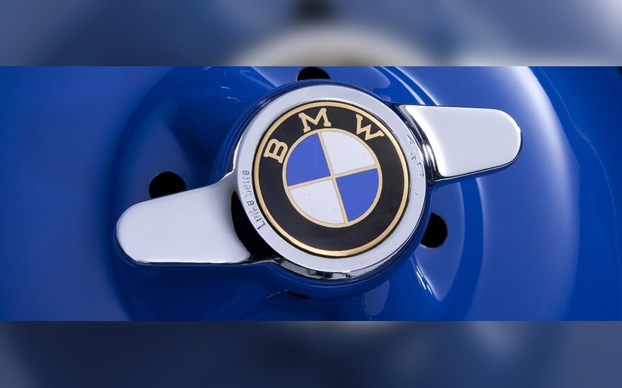 Уникальный концепт BMW 328 Hommage в движении