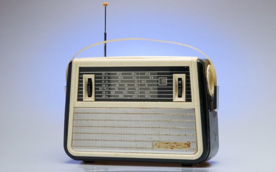 Передача контроля над "Русским радио" в Литве России не повлияет на содержание