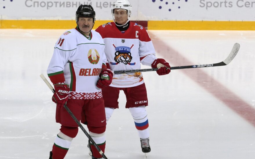 Rusijos prezidentas Vladimiras Putinas ir jo Baltarusijos kolega Aleksandras Lukašenka