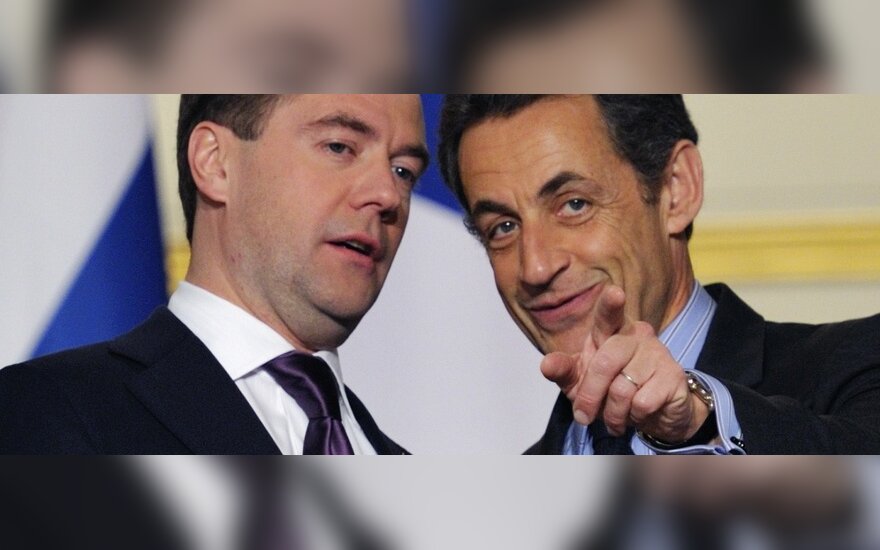 Dmitrijus Medvedevas ir Nicolas Sarkozy