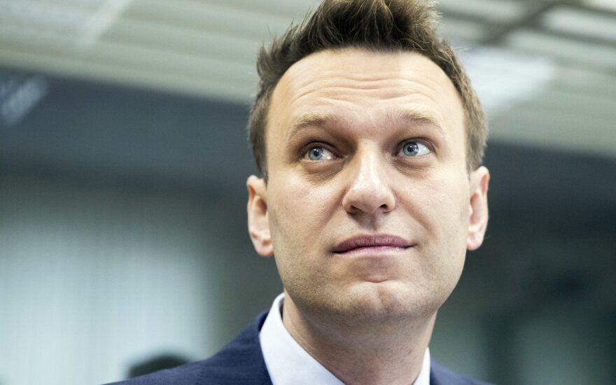 Суд признал законным отказ выдать Навальному загранпаспорт