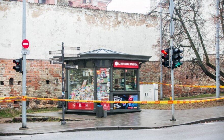 Przy pomocy "trytanu" grozi wysadzaniem kiosku prasy. Alarm bombowy w Wilnie