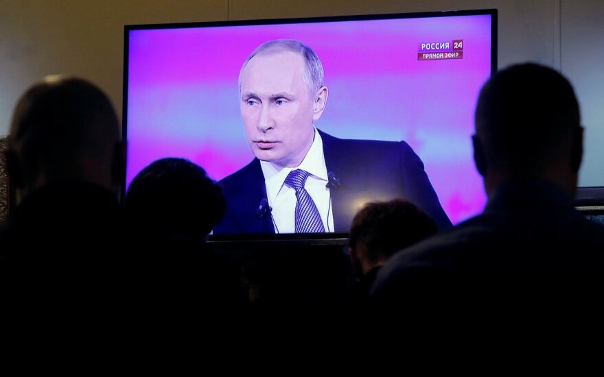 Путин: Россия миновала дно кризиса в 2015 году