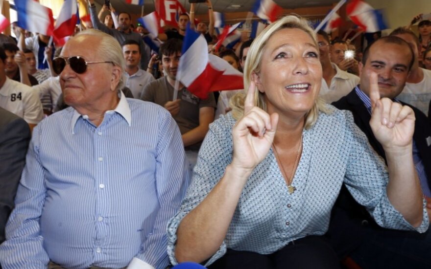 Место Ле Пена на выборах займет его внучка