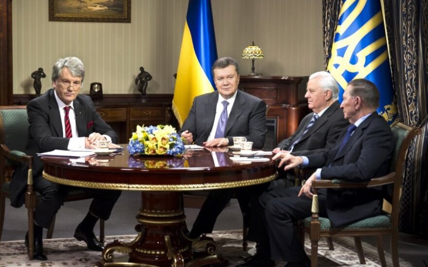 Viktoras Janukovyčius, Leonidas Kravčiukas, Leonidas Kučma, Viktoras Juščenka