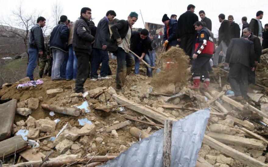 На востоке Турции произошло сильное землетрясение