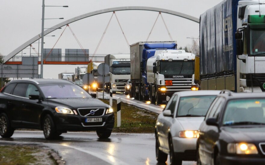 Литовские перевозчики жалуются на страховщиков