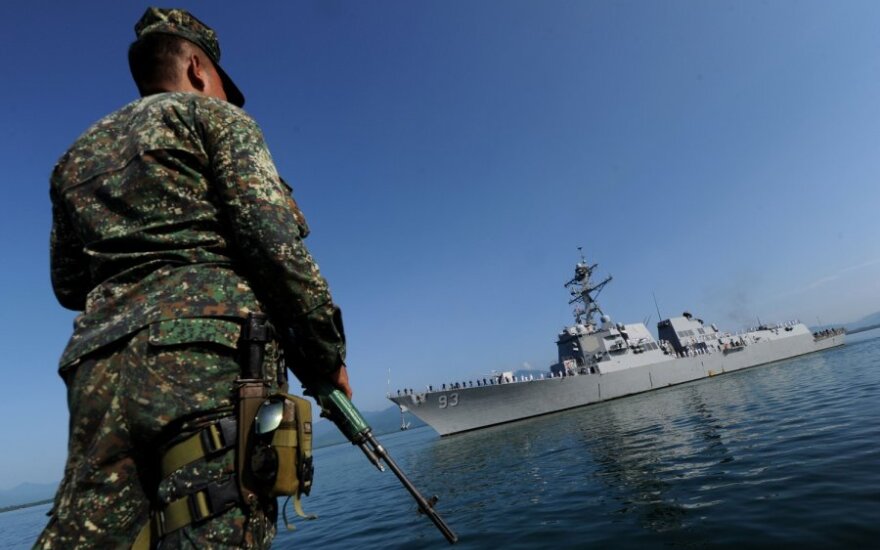 Filipinai ir JAV rengia bendras karines pratybas