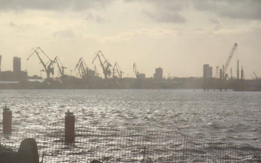 По причине сильного ветра судоходство в Клайпедском порту все еще ограничено