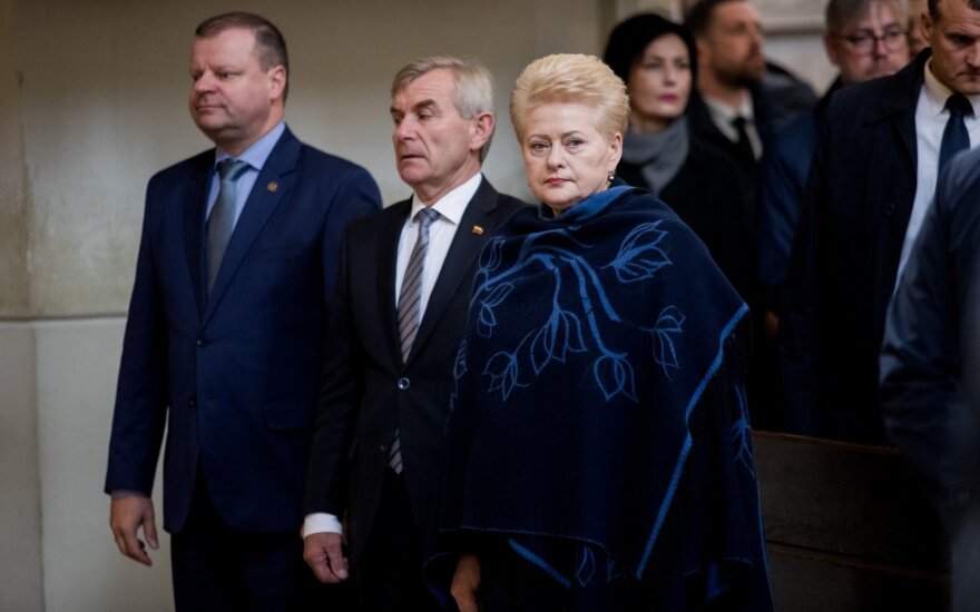 Премьер Литвы: доверие к президенту подорвано