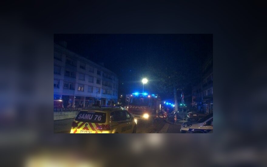 Во Франции загорелся бар: 13 человек погибли