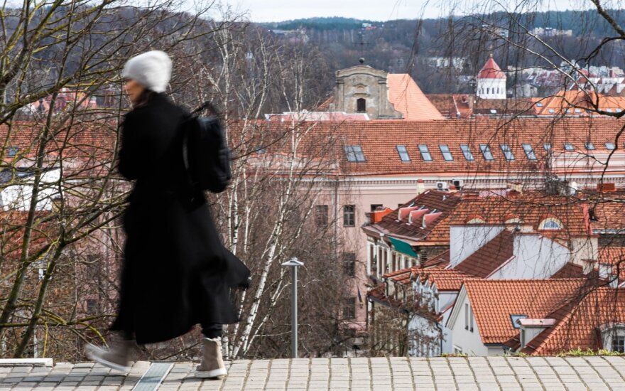 Аналитики фиксируют давно невиданные и неожиданные перемены: все больше эмигрировавших литовцев собирают чемоданы домой