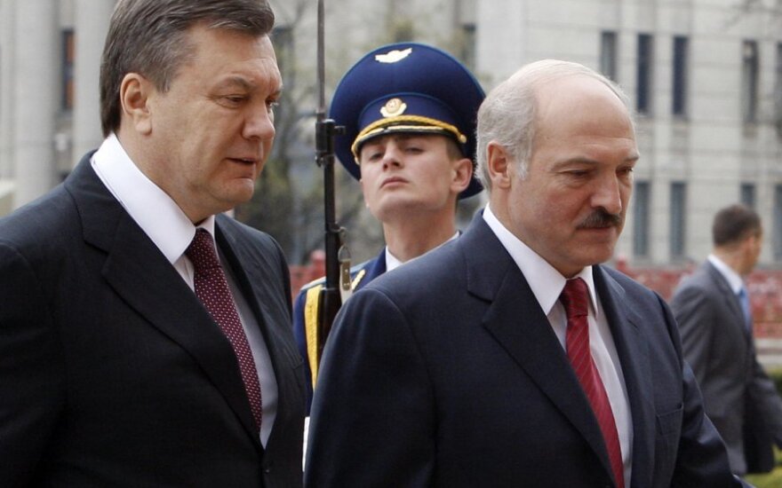Эксперт: встреча Лукашенко с Януковичем может напрячь Кремль